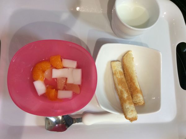 フルーツポンチときな粉ラスク 完了期