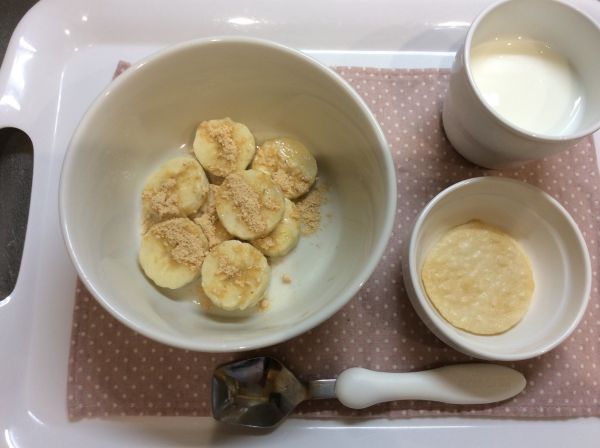 きな粉バナナ、せんべい 常食