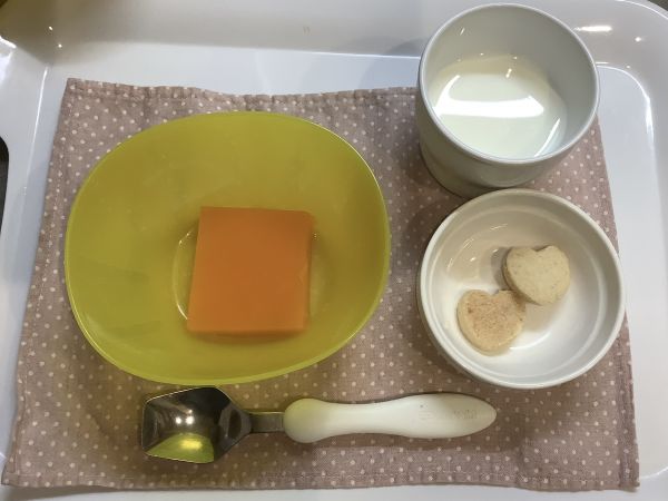 にんじんゼリー、手作りクッキー常食