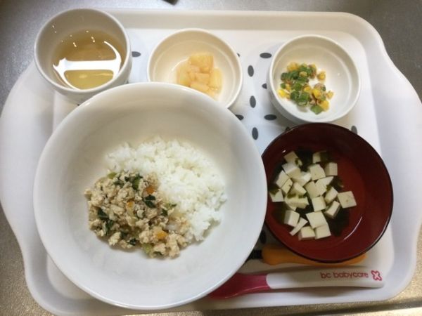 鶏ひき肉と小松菜の丼ぶり離乳食完了期