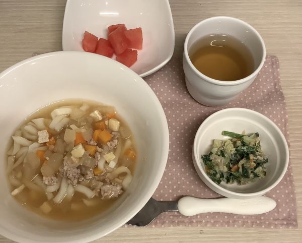 みそうどん常食畑の大根、きゅうりが入っています。