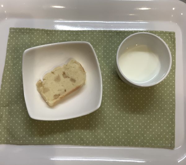 梨の米粉ケーキ常食