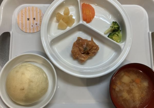 鶏肉のトマトクリーム煮