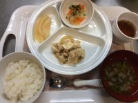 豆腐の肉みそ煮 常食畑のピーマンが入っています。