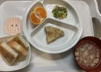 きなこ食パン⭐︎スープに畑のカブが入ってます