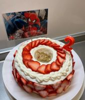 バースデーケーキ🤍お誕生日おめでとうございます🎂